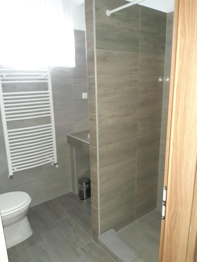 M47 Vendeghaz-Airport Hotel Debrecen Ngoại thất bức ảnh